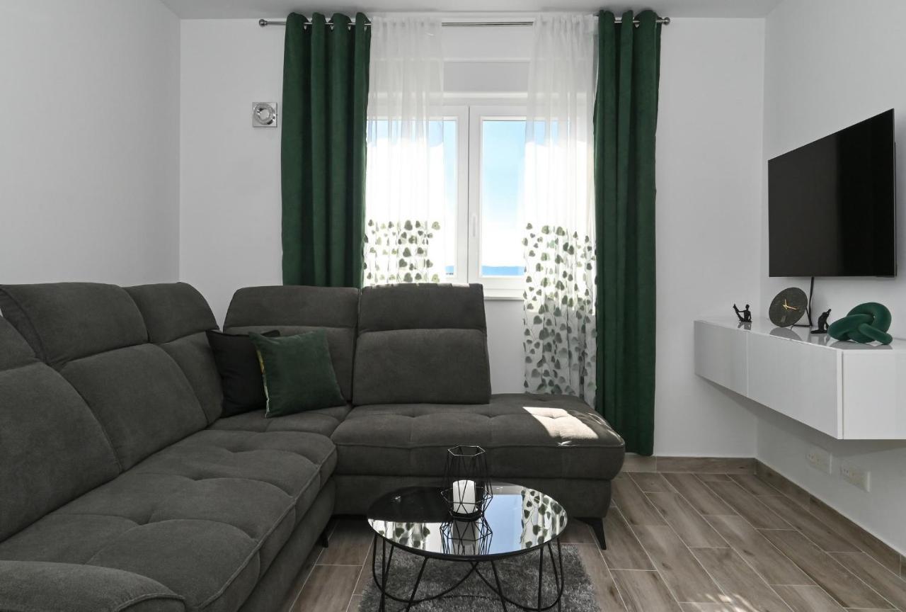 Luxury Apartment White Crystal Kaštela Buitenkant foto