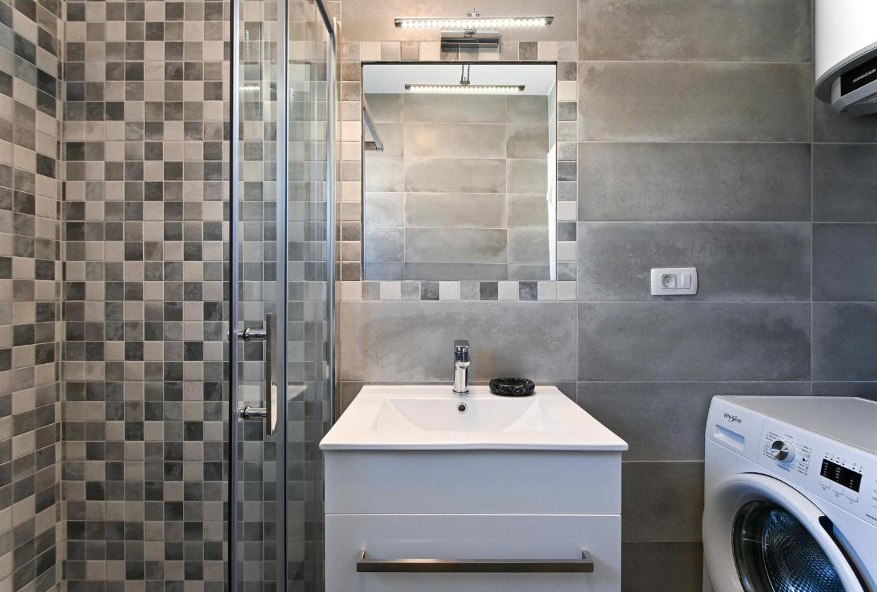 Luxury Apartment White Crystal Kaštela Buitenkant foto