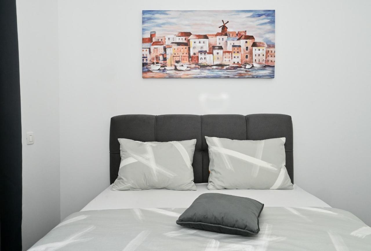 Luxury Apartment White Crystal Kaštela Buitenkant foto